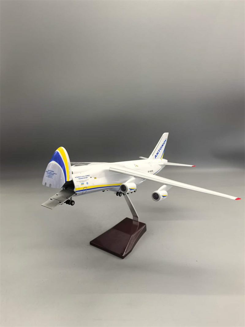 1/165 Ukraine An-124 Transport - Model Kit Ukraine review and price