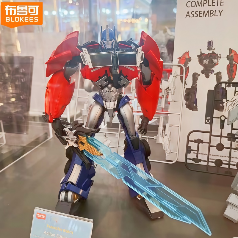 Blokees Transformers Optimus P - Model Kit Optimus Prime review and price